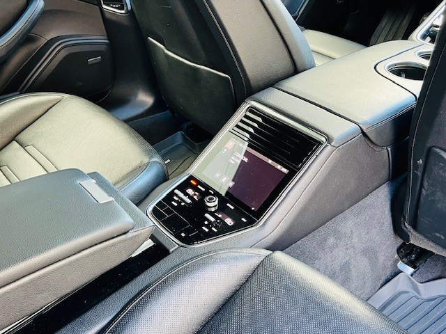 Porsche Panamera 4 Executive