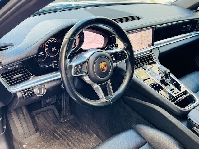 Porsche Panamera 4 Executive