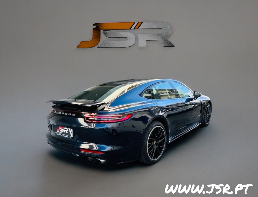 Porsche Panamera 4 Executive