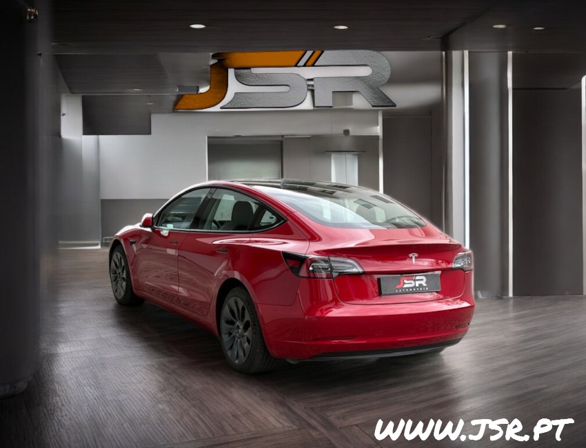 Tesla Model 3 Sr +