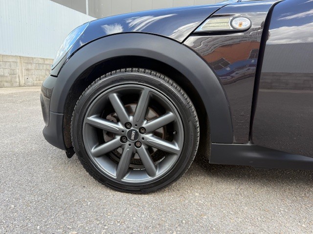 Mini Cabrio Cooper Highgate