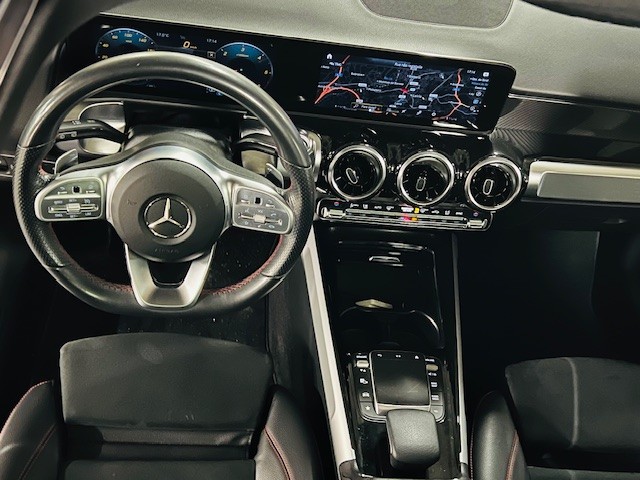 Mercedes-Benz Glb 200d Amg 7 Lugares Panoramico