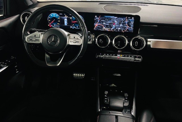 Mercedes-Benz Glb 200d Amg 7 Lugares Panoramico