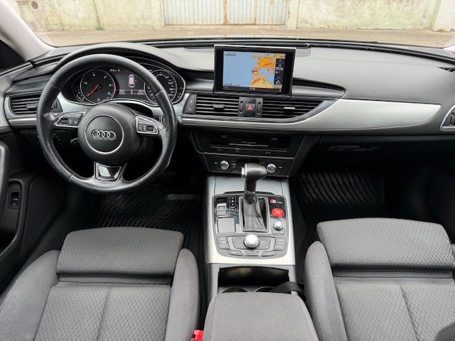 Audi A6 2.o Tdi S-line Auto