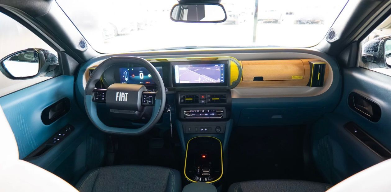 Fiat Grande Panda 1.2 Hybrid La Prima Edct