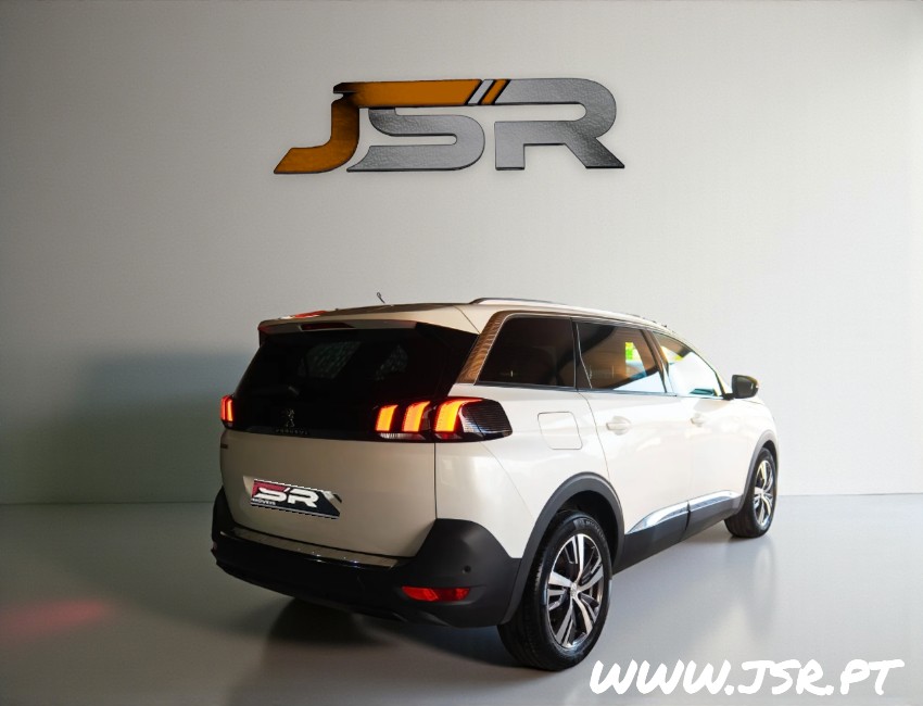 Peugeot 5008 1.2 Allure Pack Eat8