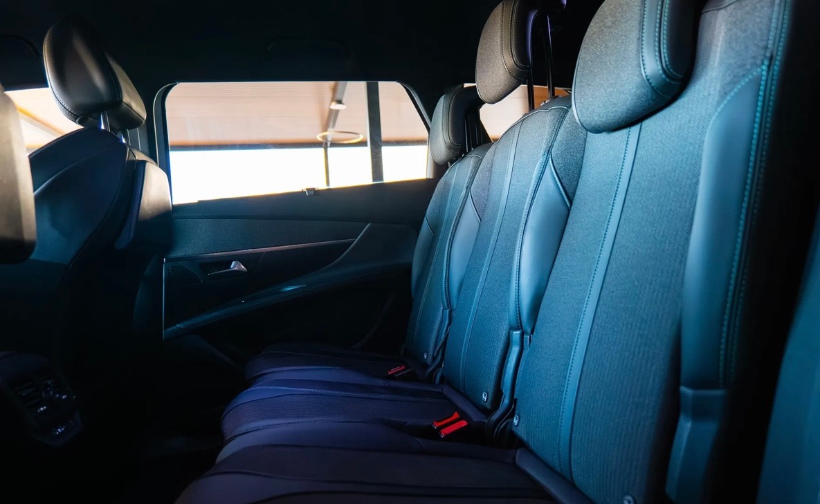 Peugeot 5008 1.2 Allure Pack Eat8