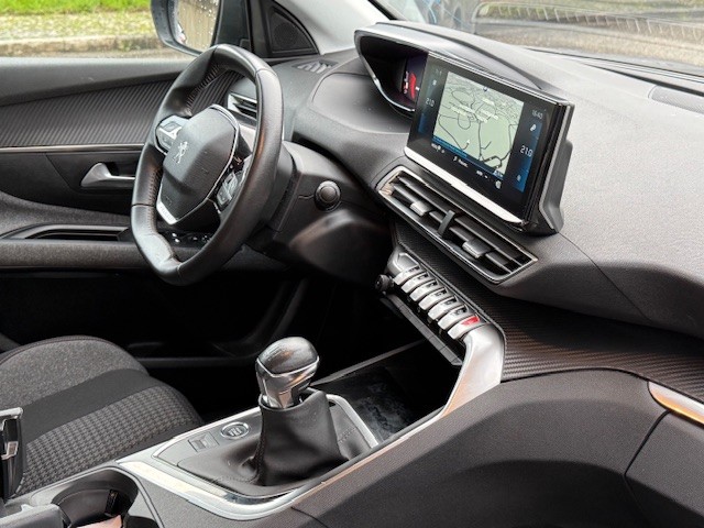 Peugeot 5008 1.5 Hdi 130cv Active Pack