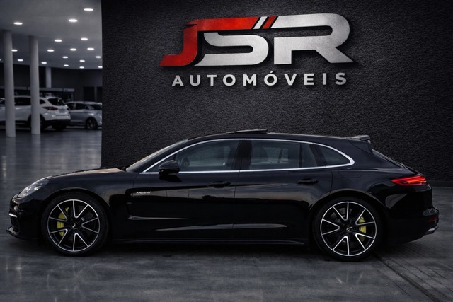 Porsche Panamera Sport Turismo 4 E-hybrid