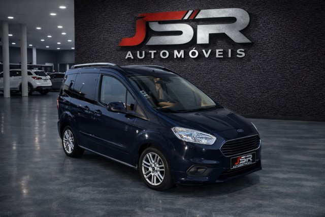 Ford Tourneo Courier 1.0