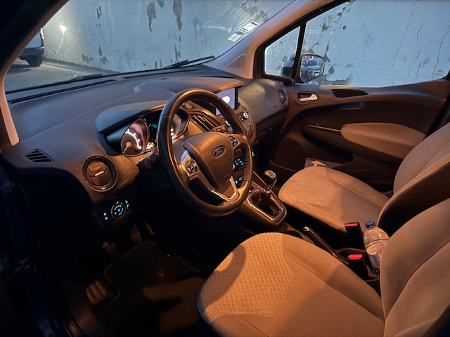 Ford Tourneo Courier 1.0