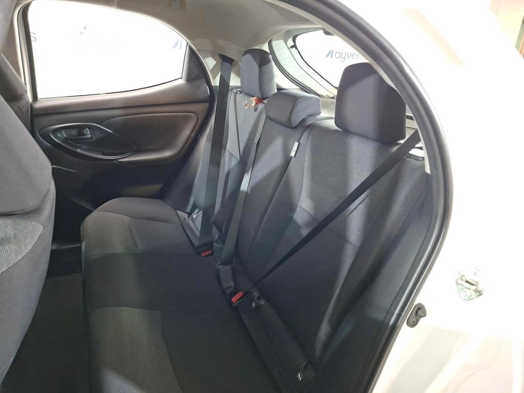 Toyota Yaris 1.0 Vvt-i Confort