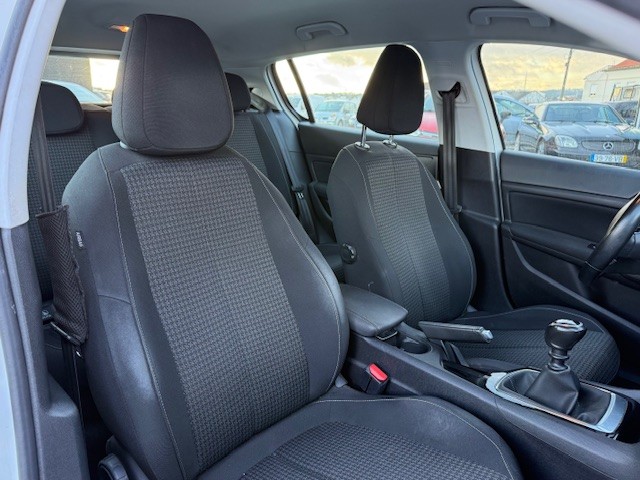 Peugeot 308 1.5 Bluehdi Business Line
